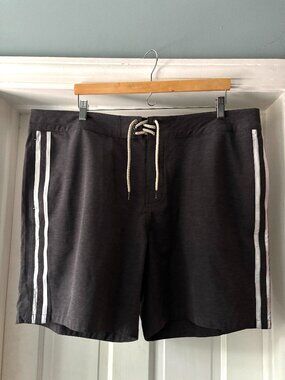 Faherty Men's Surf Stripe Board Short Swim Black Size 40 NWT